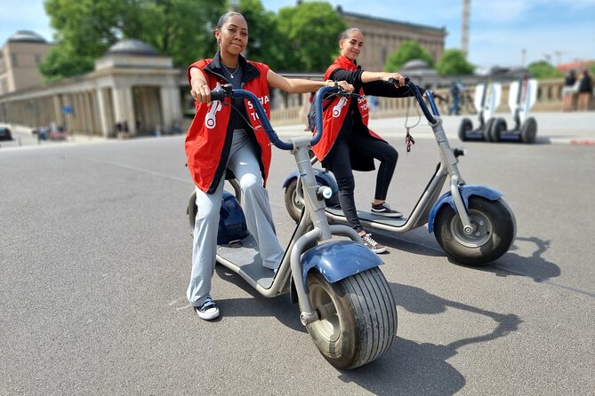 2 Hours Guided Hamburg E-Scooter Tour - Getting comfortable fast: training, helmets, and riding rules