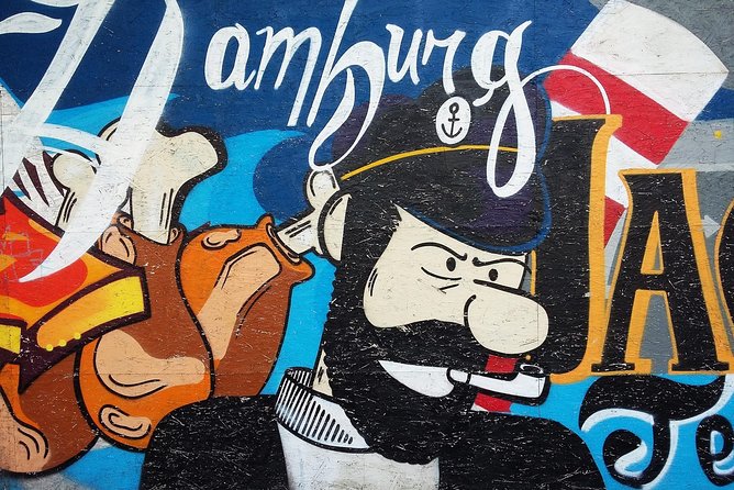 Bicycle tour through the "other" Hamburg (min.4) - The Schanzen District Ride: Alternative Culture Without the Lecture