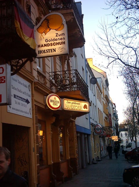 CSI St. Pauli - Crime Scene St. Pauli - How the Guide Builds the Case: Law and Order in St. Pauli