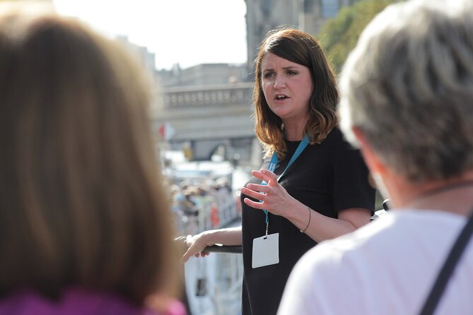 Discover Hamburg Walking Tour - The 2.5-hour route that strings together Hamburg’s big stories