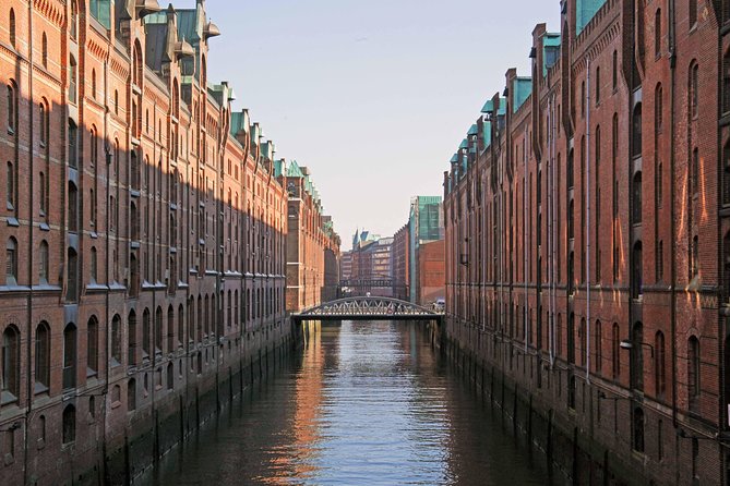 Discover Hamburg Walking Tour - Elbphilharmonie as your grand finale (without indoor admission)