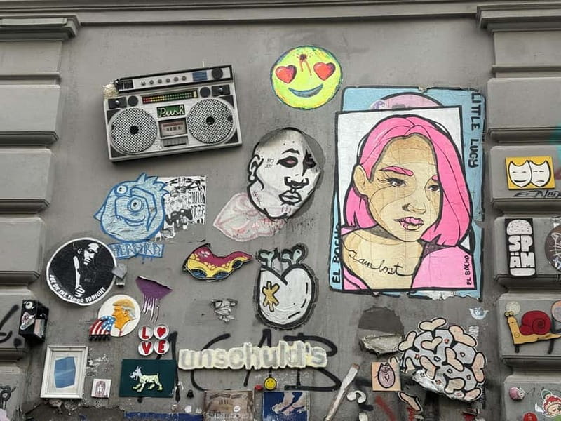English guided insider tour through the Schanzenviertel - Who This Tour Fits Best