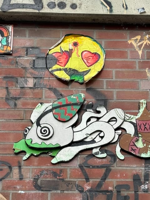 German guided insider tour of Hamburg's Schanzenviertel - Insider bar and restaurant tips you can use the same day
