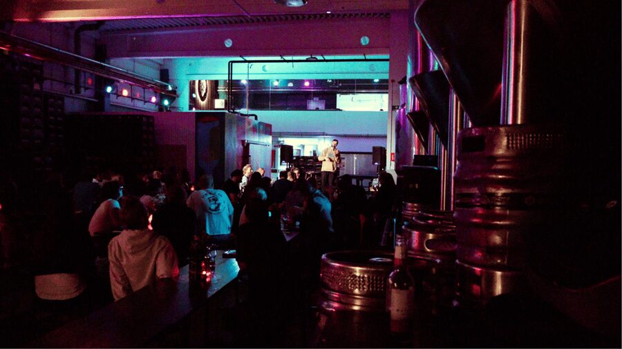 GET UP Comedy in Hamburg - Life is too short not to laugh! - Friday Special: the open mic’s best moments, grouped for you