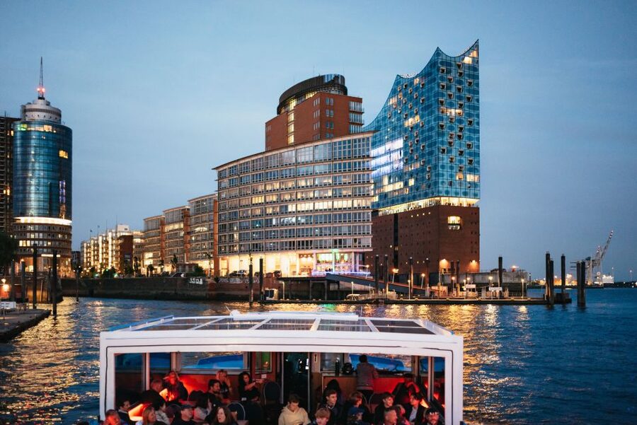 Hamburg: 1-Hour Harbor Evening Lights Cruise - Key highlights worth your attention