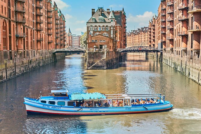 Hamburg: 1-hour harbor tour - The 1-Hour Route: What You See, and Why It Works