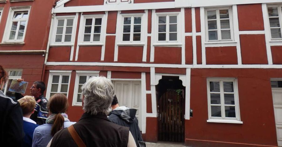 Hamburg: 2-Hour St. Georg Walking Tour - Why St. Georg is such a good choice for an alternative Hamburg