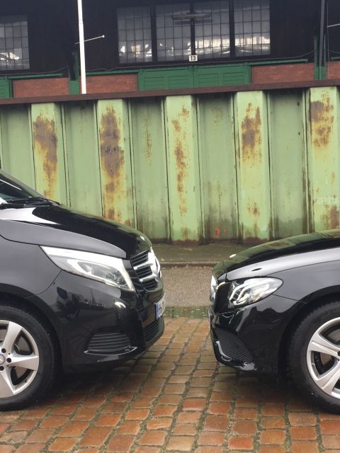 Hamburg: 3-Hour Limousine Tour with Driver-Guide - Your door-to-door comfort: limousine, pickup, and pacing