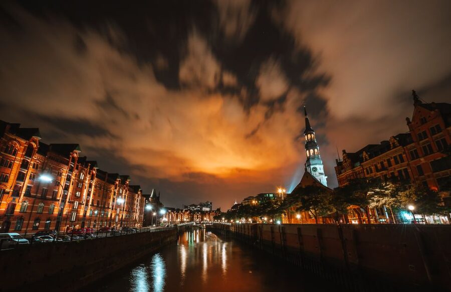 Hamburg: 90-Minute Evening Lights Harbor Cruise - Why Hamburg Evening Lights Feels Like the Smart Shortcut