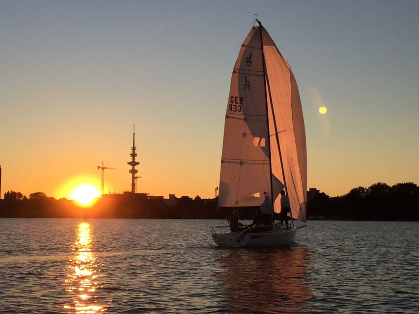Hamburg: Alster River Sailboat Tour with Sundowner - Sundowner sailing on Hamburg’s Outer Alster: what makes it special