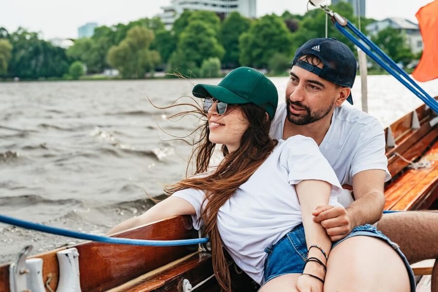 Hamburg: Alster River Sailing Tour on a 2-Masted Sailboat - How 90 Minutes Works on the Alster (Without Feeling Rushed)