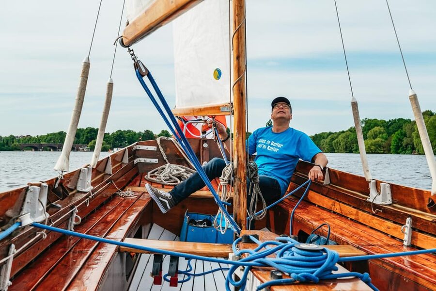 Hamburg: Alster River Sailing Tour on a 2-Masted Sailboat - Should You Book the Hamburg Alster River Sailing Tour?