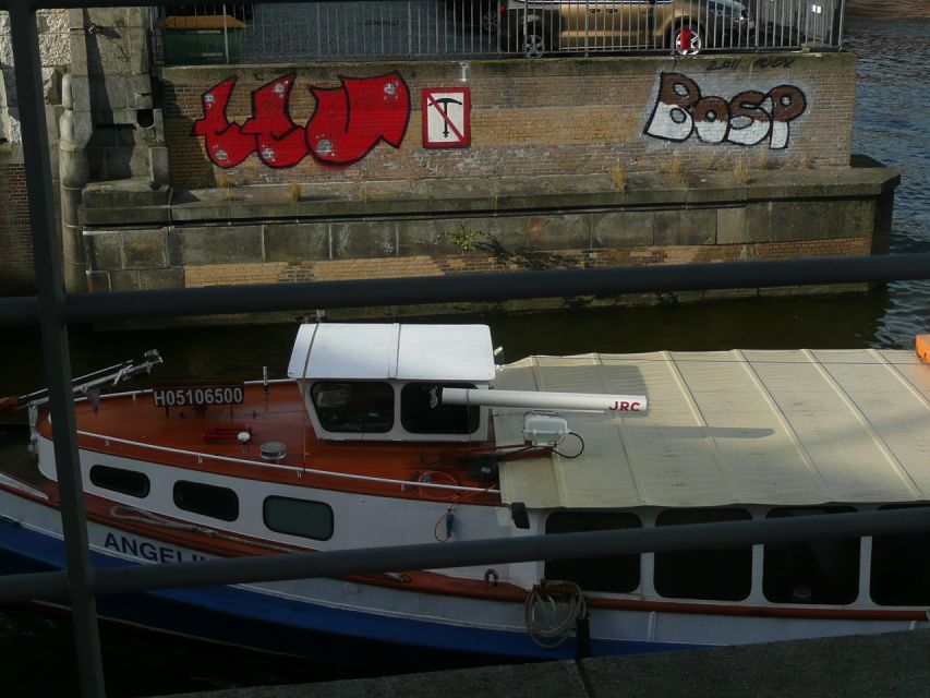 Hamburg: Bike Tour of the Speicherstadt & Old Harbor - Key highlights to expect