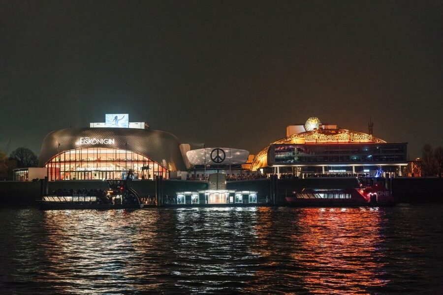 Hamburg Combi: 1,5h Evening Cruise & 2h Reeperbahn Tour - Meeting points and timing: how to avoid the usual chaos