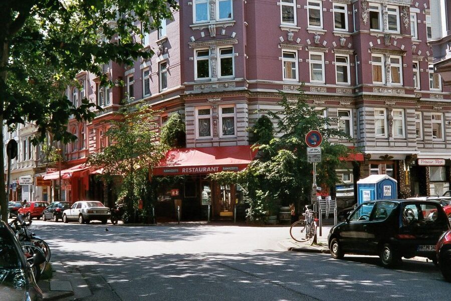 Hamburg: Downtown, Alster & Creative Neighborhoods by Bike - St. Georg, rowing clubs, and consulates: multicultural edge before the ride home