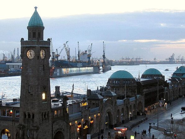 Hamburg Driverguide 4 hrs. - max. 7 persons - Key things to know before you go