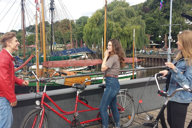 hamburg Experienced differently with wish rental bike relaxed enjoy - Domplatz: when a square has a mystery behind it