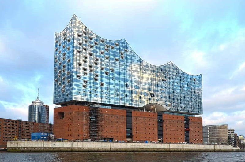 Hamburg: Guided Grand Harbor Sightseeing Cruise by Ship - Key things to know before you go