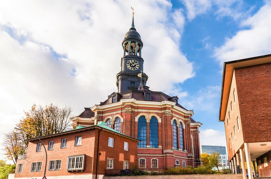 Hamburg: Guided Tour of St. Michael's Church - Who should book this Michel tour?