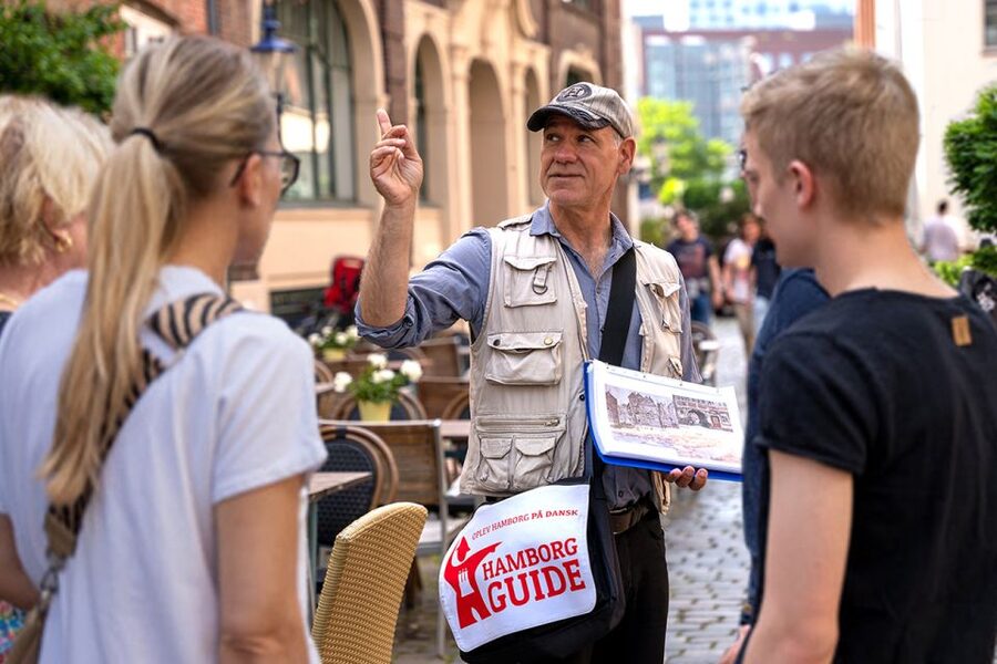 Hamburg: Guided Walking Tour in Danish - Laeiszhof and the “Pause” Moments That Make the Walk Enjoyable
