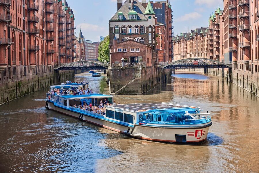 Hamburg: Harbor Cruise and Bus City Hop-On Hop-Off Tour - How to structure your day so you don’t feel rushed