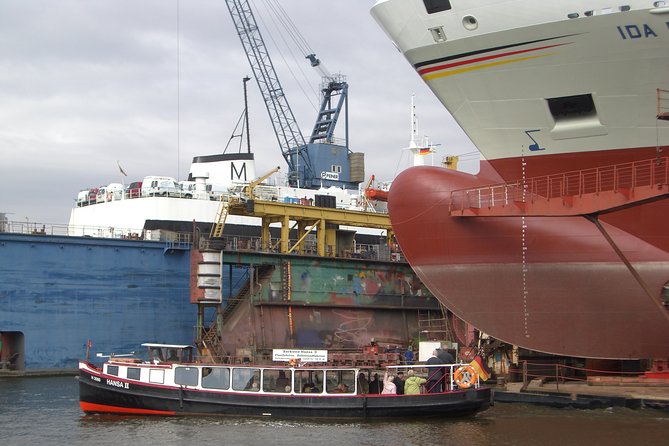 Hamburg harbor tour with a barge - Should you book this Hamburg harbor barge tour?