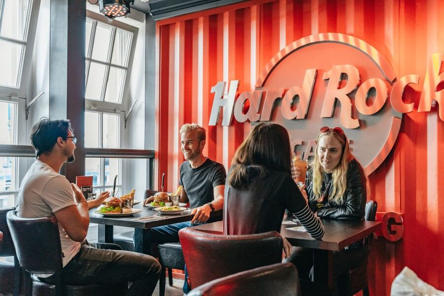 Hamburg: Hard Rock Cafe Skip-the-Line Meal - Price and value: is $36 per person a good deal?