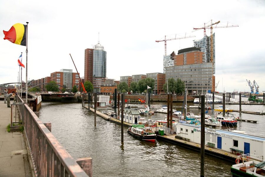 Hamburg: Hop-On Hop-Off Bus City Tour - Line F - The One Big Gap: No Harbor Tour Included