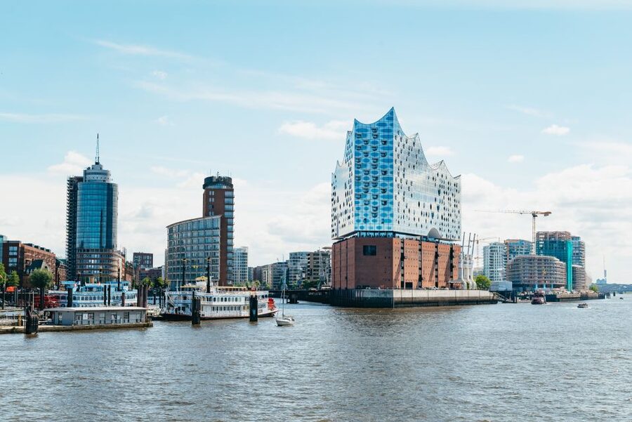 Hamburg: Hop-On Hop-Off Bus with Alster or Harbor Cruise - FAQ