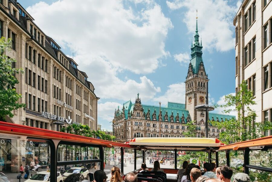 Hamburg: Hop-On Hop-Off Bus with Alster or Harbor Cruise - Audio on the bus (and the boat’s language curveball)