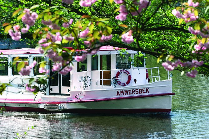 Hamburg Hop-on-Hop-off Tour, Harbor and Lake Alster Cruise - The 90-Minute Bus Loop and Its 28 Stops
