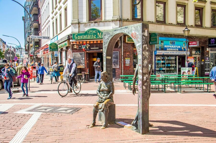 Hamburg: In the footsteps of the Beatles with a Local - Starting at St. Pauli Theater: a smart place to begin