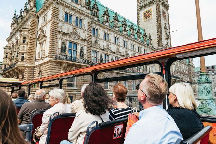 Hamburg: Line A Sightseeing Hop-On Hop-Off Bus Tour - Where the bus actually takes you: the full Line A story