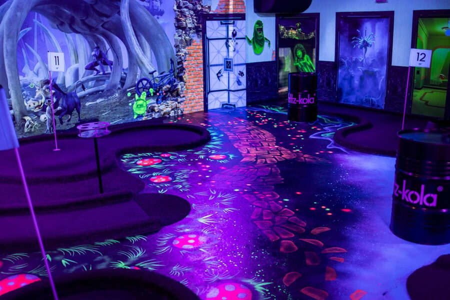 Hamburg: Moviegolf Experience - The film guessing mechanic: why the murals make the game better