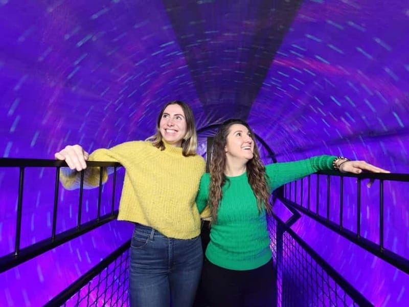 Hamburg: Museum of Illusions Ticket - Walking Through 50+ Exhibits That Challenge Your Brain
