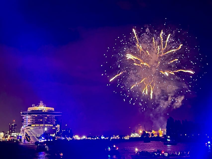 Hamburg: New Years Eve Harbour Cruise - My practical booking advice: how to decide quickly