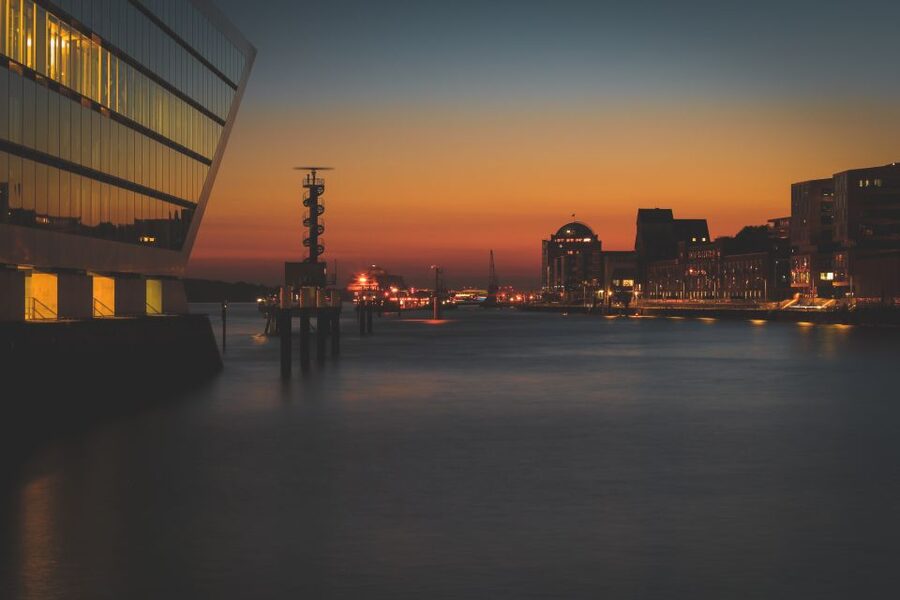 Hamburg: Personalized Private Tour with a Local Host - Meeting Point Near Valentinskamp: Start Where Locals Begin