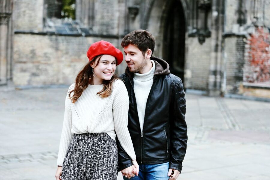 Hamburg: Private Couples' Photoshoot and Walking Tour - Meeting Points and the Walkable Route Around Rathaus and St Nikolai