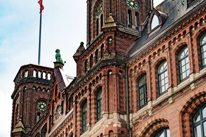 Hamburg Private Guided Tour (walking) - Hamburg Town Hall and the civic spine of the city