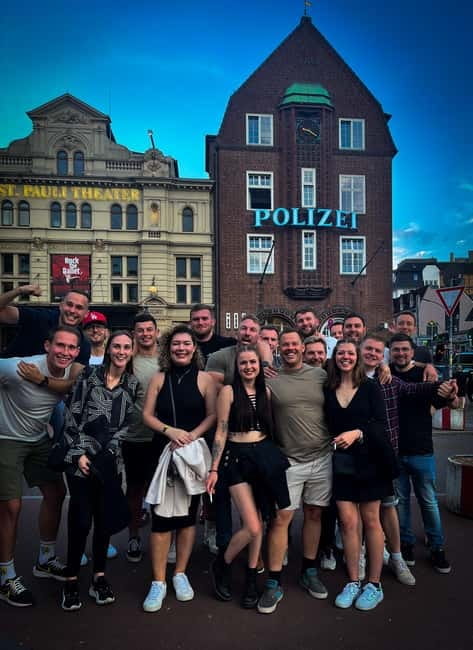 Hamburg: Pubcrawl & Nightlife Tour auf St.Pauli - Entry, Lines, and That Built-In Timing Advantage