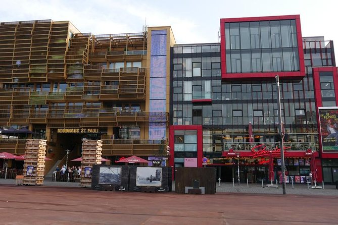 Hamburg: Red- & Bluelight - Private guided Reeperbahn Tour - Price and value: when $289.65 per group actually makes sense