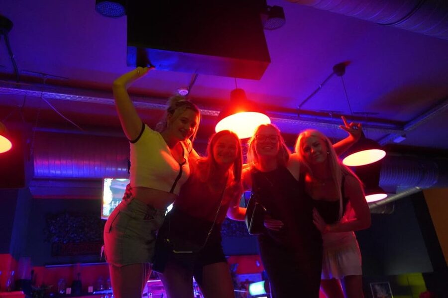 Hamburg: Reeperbahn Pub Crawl with Shots and Games - Your Night Stops: From Reeperbahn Bars to a Beetles Memorial Photo