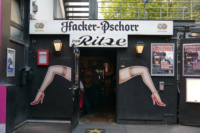 Hamburg Reeperbahn Small-Group Walking Tour - A 90-Minute Reeperbahn Loop That Actually Makes Sense