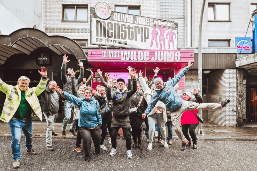 Hamburg: Reeperbahn & St Pauli Guided Tour with Kiez Insider - From Former Chinatown to an Infamous Nightlife Stop