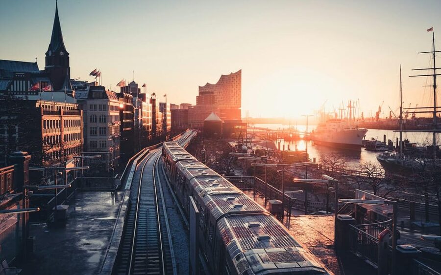 Hamburg: Running tour with insider tip guarantee - Key reasons this Hamburg run works so well