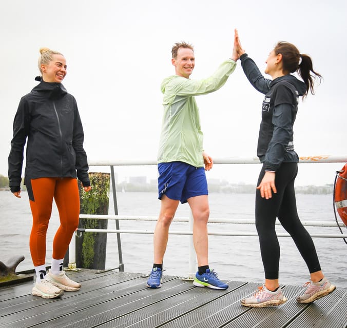 Hamburg: Running tour with insider tip guarantee - The pace and group size: small, flexible, and not scary