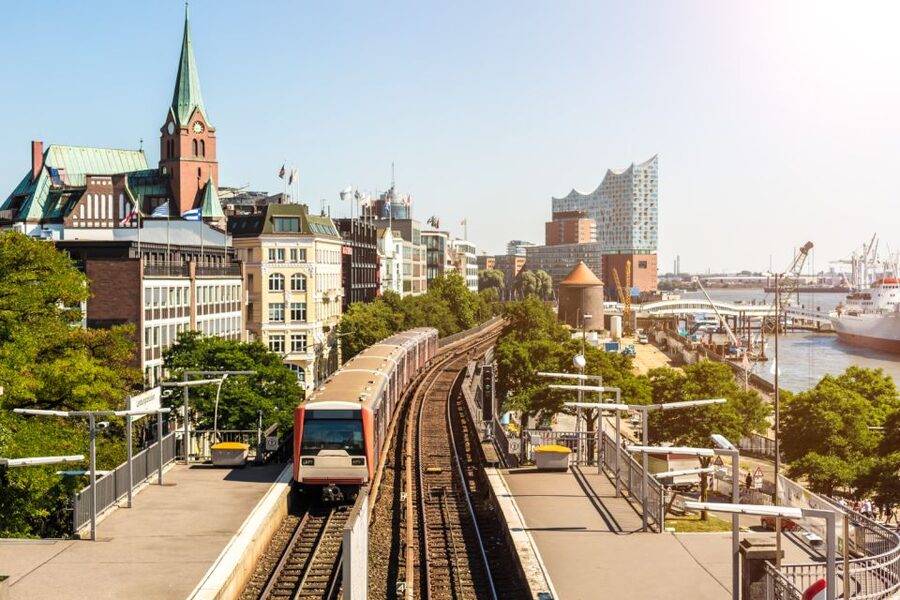 Hamburg: Scavenger Hunt Self-Guided Tour around the port - The Core Sight Loop: Sandtor Port, Elbphilharmonie, Speicherstadt, and St. Catherine’s