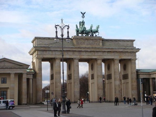 Hamburg Shore Excursion: Private Berlin Day Trip - Key Highlights to Look For