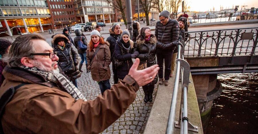 Hamburg: Speicherstadt and HafenCity 2-Hour Tour - Where the tour starts: Baumwall under the railway bridge