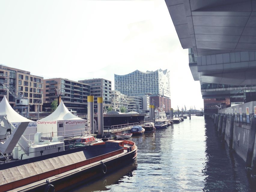 Hamburg: Speicherstadt & HafenCity Tour - Price and value: $282 per group up to 10